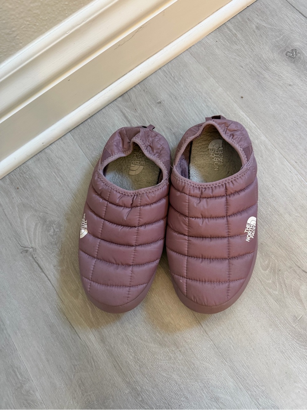 The North Face womens Insulated Slip-On Shoes — Mauve
